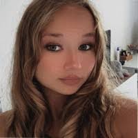 Greta Moser's Instagram, Twitter & Facebook