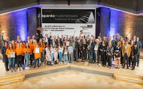 Zu jeder filiale bekommen sie per klick weitere informationen zur lage und dem aktuellen angebot. Sparda Musiknetzwerk Stiftung Kunst Kultur Und Soziales Der Sparda Bank West