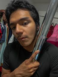 Is anyone in the Dallas area interested in hanging out?