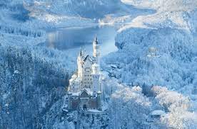 22 Places That Look Even More Magical Covered In Snow Beautiful Places Castle Ice Castles