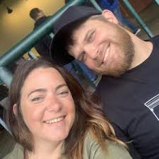 Annie Bishop and Andy Reynolds's Wedding Registry