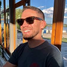 Derek Taggart (@derektaggart) • Instagram photos and videos