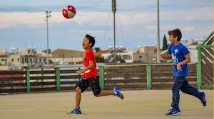 Kinder mit ad h (attention deficit disorder mit oder ohne hyperaktivität) notwendigkeit lösen angespannte spannungen nach einem langen schultag auf, in dem sie leise und aufmerksam sein müssen. Sport Fur Kinder Ideen Fur Drinnen Und Draussen