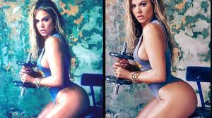 Born in los angeles, khloé alexandra kardashian is a model, actress, and businesswoman who became famous with the reality. Khloe Kardashian Zeigt Nach Hassattacken Ihren Unretuschierten Po Stern De