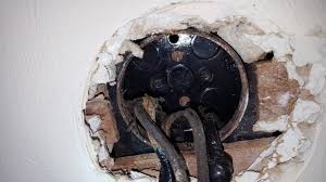 Square junction box (56) switch/outlet box (148) weatherproof box (94) installation type. Mount Ceiling Fan To Old Junction Box Home Improvement Stack Exchange
