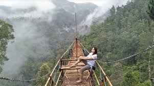 Genilangit awalnya merupakan wisata bumi perkemahan, namun berganti menjadi tempat wisata dengan spot selfie kekinian. Tempat Wisata Di Genilangit Poncol Magetan Trip Jalan Jalan