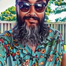 THAT'S 10🏈:﻿The Patriots beat the Giants 33-15 in a Monday Night Football  game that delivered the Patriots their 10th straight win of the season.