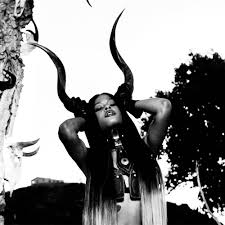 It was released as a second single on december 4, 2012. Liquorice Beyonc Knowles Carter Azealia Banks Gif Find On Gifer