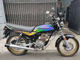 Untuk memulai modifnya sang pemilik sudah menentukan beberapa langkah yaitu : Andri Gomalz Honda Gl Max Th 2003 Mulus Modif Herex Facebook