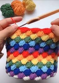 Knitted Goods Are Made By Hand You Can Try Video Em 2020 Tutorial De Croche Trico E Croche Tecnicas De Croche
