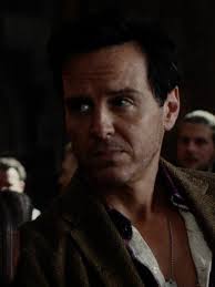 Katie or Amanda, who you got??? Taylor vs. Serrano 3 is LIVE NOW