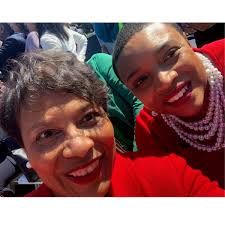 Michele Morrissey (@LuciditySpeaks)