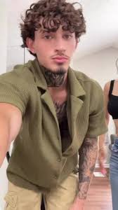 Our first time meeting.. 😅