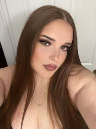 just beers and bitches (p.s we have no clue who those guys are)