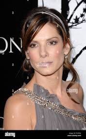 Sandra paul hi-res stock photography and images - Page 7 - Alamy