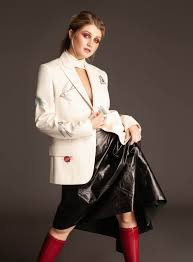 Fire choreo from my brothers @angelosaunders @_gordonwatkins. Femme Fatale Delaney Glazer Inlove Magazine Celebrity Fashion Lifestyle Magazine