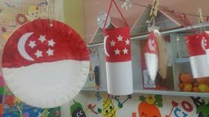 Everything you need to know about the use of s pore flag during national day period mothership sg news from singapore asia and around world. Ndp Deco With Paper Rolls And Paper Plates Flag Crafts Handprint Crafts Singapore National Day