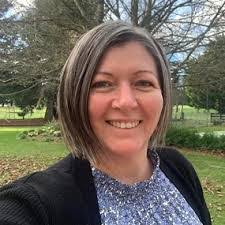 Tracey Doak's Instagram, Twitter & Facebook