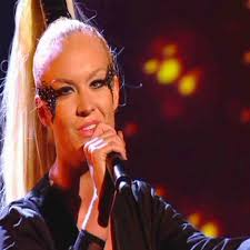 X Factor finals 2011: Kitty Brucknell thanks Louis Walsh for saving her