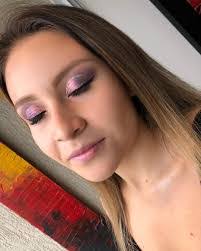 Maria Robayo's Instagram, Twitter & Facebook