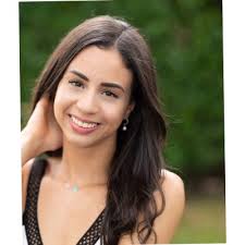 Daniela Colón posted