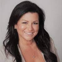 Sandy Baughman's Instagram, Twitter & Facebook