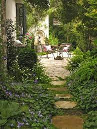 So Green And Lovely Cottage Garden Design Beautiful Gardens Cottage Garden