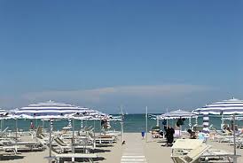 Appartamento su due piani in via fienilone, pinarella, cervia. Affitti Case Vacanze Pinarella Cervia Appartamenti Case Vacanze