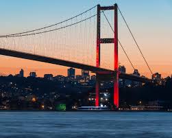 3.2 نصائح هامة للحصول على تذاكر 3.4 أسعار الفنادق والشقق الفندقية في اسطنبول : Turkey Istanbul Istanbul Bosphorus At Night Canva Sofia Adventures