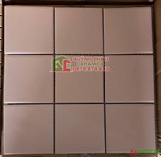 Gạch mosaic chip viên 10x10 màu hồng men mờ - Gạch Siêu Rẻ