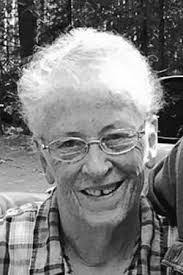 Amanda Grandmaison's Instagram, Twitter & Facebook