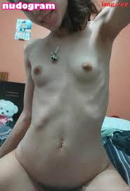 Mandytutti pillow hump horny