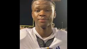 Sophie B. Wright vs. Walker