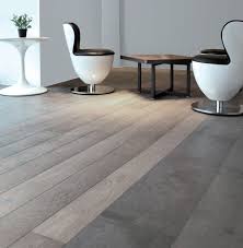Notice The Smooth And Easy Transition From Concrete To Wood Flooring Visit Concreate Net For More Info Flooring Wood Floors Wood