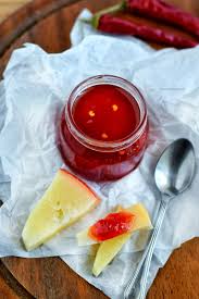 Aggiungi 400 g di zucchero e il succo di un limone (3) e cuoci 45 min. Confettura Di Peperoncino Calabrese Cucina Serena