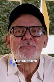 Es Gabriel Prieto., Volvió a los escenarios luego de un largo tiempo, tras  enfrentar el Covid y sus secuelas. Hoy actúa en La Nona, en el Teatro  Mori., Un extraordinario actor nacional que hoy dice ...