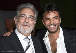 Opera Chic: Plácido Domingo Goes To The Dogs (A Chihuahua To Be More Exact)