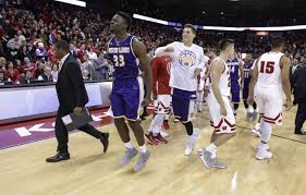 Badgers Men S Basketball Western Illinois Stuns Uw In Season Opener Wisconsin Badgers Men S Basketball Madison Com