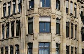 Nie byłoby w tym nic dziwnego, gdyby nie to, że kamienica była wcześniej przeznaczona do rozbiórki. Rz Kamienica Kupiona Przez Spoldzielnie Za 1056 Zl Dzis Mieszkanie Ma Tu Tez Marian Banas Biznes Na Next Gazeta Pl