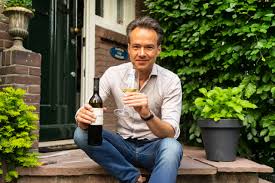 He died at the age of 63 from colon cancer. Wijnen Met Rtl Nieuwslezer Antoin Peeters Thuiswijn Winemugs Who S Drinking