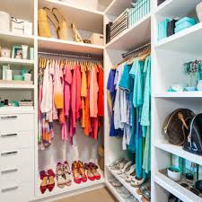 Here are 5 steps to creating a rainbow wardrobe: Services Ideal Organizing Design