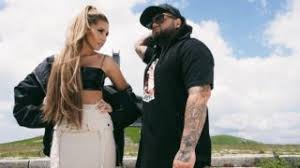 Důvěra je podle zpěvačky to, co ji a jejího životního partnera reného mayera (49) řadí mezi nejšťastnější páry českého šoubyznysu. Tereza Kerndlova Vydava Novy Singl S Rapperem Kalim Libi Se Vam Evropa 2