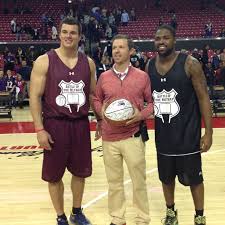 Latest on olb ryan kerrigan including news, stats, videos, highlights and more on nfl.com. Torrey Smith And Ryan Kerrigan S Foundations The Real Winners In The Battle Of The Beltway Testudo Times