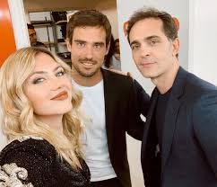 Guido pella:jugaron este viernes por los cuartos de final del masters 1000 de montecarlo en elcourt. Guido Pella Su Novia Stephanie Demner Y Pedro Alonso El Famoso Actor Que Protagoniza A Berlin En Quot La Casa De Papel Quot Junt Sportscenter Scoopnest