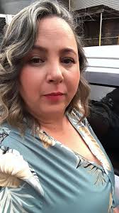 Olá, passando para dar um oi ao grupo; sou adventista, divorciada, tenho 45  anos, moro na cidade de Ijuí/RS, sou professora na escola adventista, tenho  filhas gêmeas de 22 anos. Sou ativa