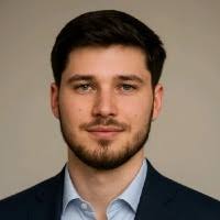 200+ Profile mit dem Suchbegriff „Provost“