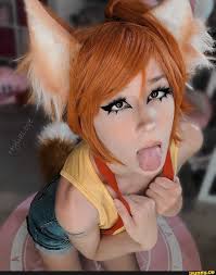 Picture memes A7HvuJov7 by alonecosplaybabes_2020 