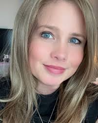 Miley Small Mono by Ellen Wille