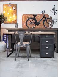 Bureau Industriel En Metal Avec Plateau En Bois H75 X L140 X P70 Cm Metal Woods Bureau Industriel Bureau Bois Renovation Maison