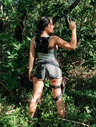 Lara Croft Cosplay by Lilaclila : rgaming